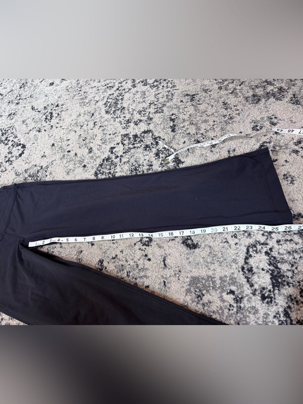 lululemon athletica Black Petite Short Flared Leggings Crossover size 4 - Picture 5 of 8